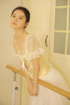我把美女日出了白将